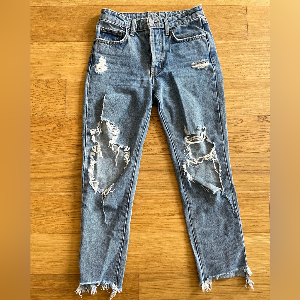Carmar Ripped Straight Jeans Sz 24